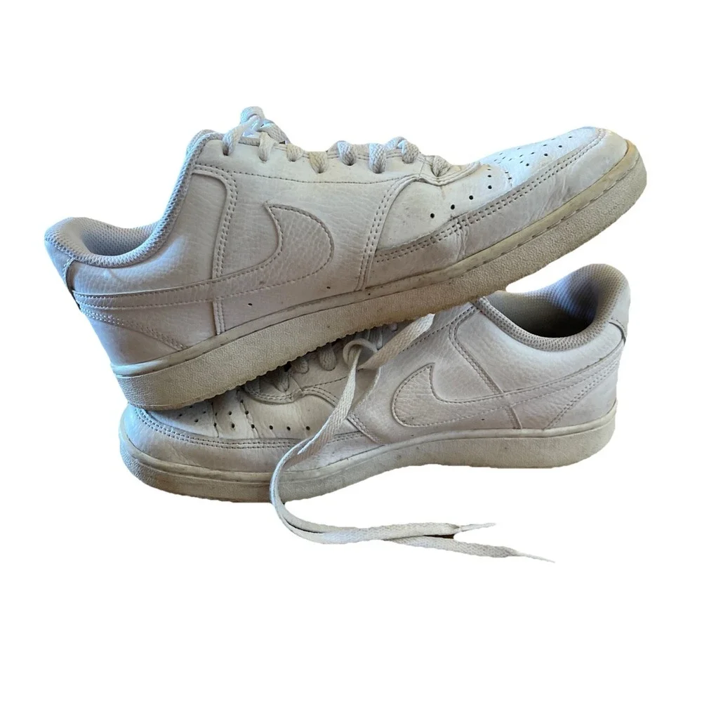 Nikes US‎ Size 10 Men's White Sneakers CD5434